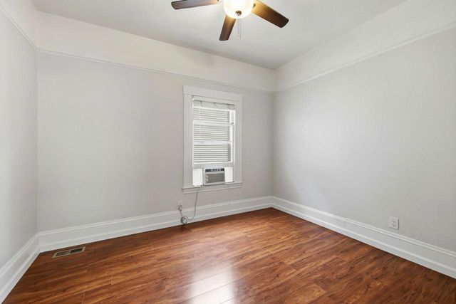1410 D St, Sacramento, CA 95814