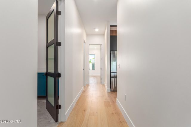 3014 E AVALON Drive, Phoenix, AZ 85016