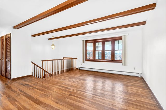 193 Oak Hill Dr, South Strabane, PA 15301