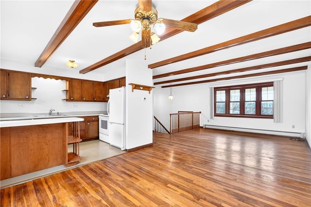 193 Oak Hill Dr, South Strabane, PA 15301