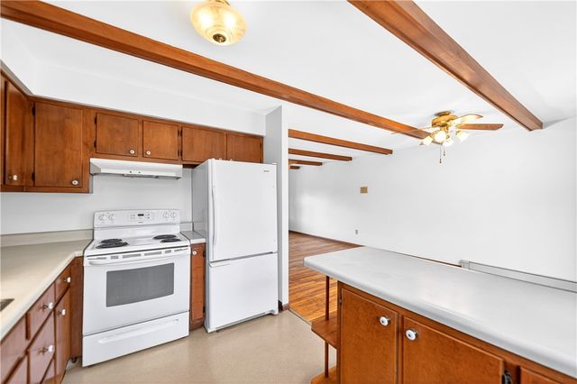 193 Oak Hill Dr, South Strabane, PA 15301