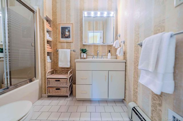 14 Linford Lane, Melville, NY 11747