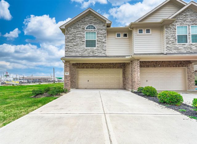 532 N 6th Street, La Porte, TX 77571