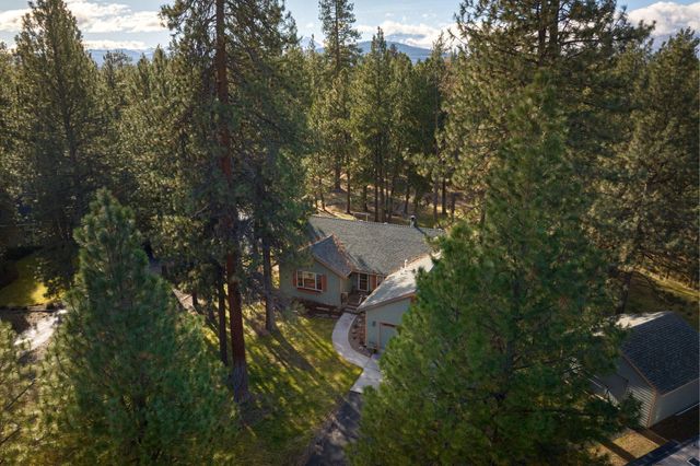 69341 Silver Spur, Sisters, OR 97759