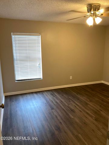 8618 COLONY PINE Circle, Jacksonville, FL 32244