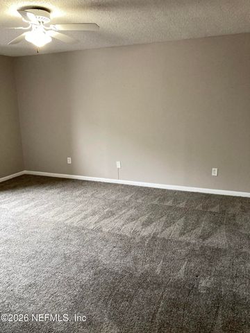 8618 COLONY PINE Circle, Jacksonville, FL 32244