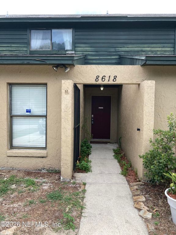 8618 COLONY PINE Circle, Jacksonville, FL 32244