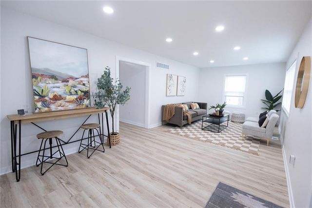 1306 Appleton Avenue, Independence, MO 64052