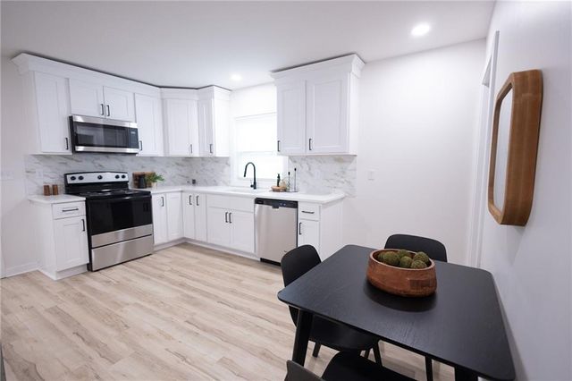 1306 Appleton Avenue, Independence, MO 64052