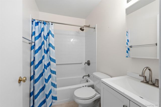 41 Jefferson Oval G, Yorktown Heights, NY 10598