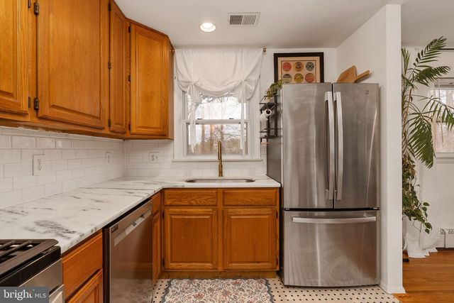 6714 RUSKIN ST, Springfield, VA 22150