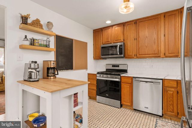 6714 RUSKIN ST, Springfield, VA 22150