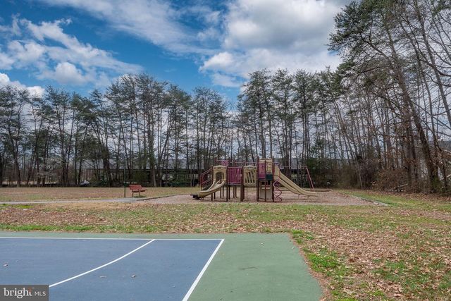 6714 RUSKIN ST, Springfield, VA 22150