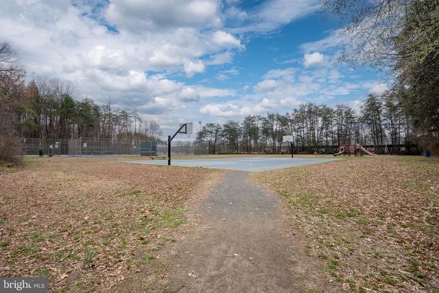 6714 RUSKIN ST, Springfield, VA 22150