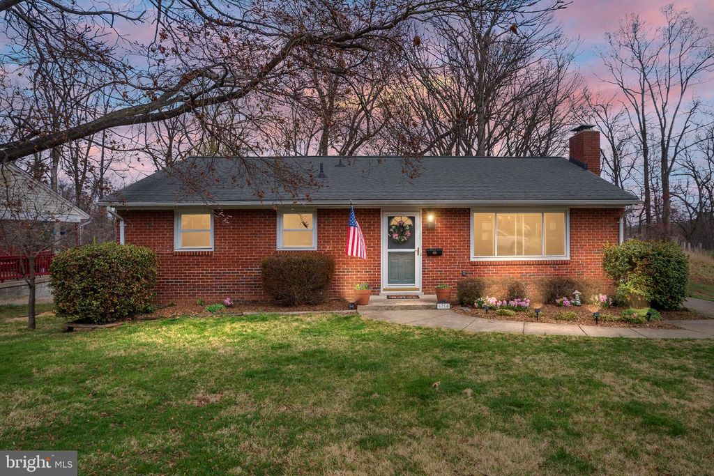 6714 RUSKIN ST, Springfield, VA 22150