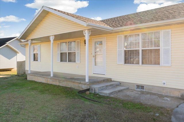 402 Covington Street, Willard, MO 65781