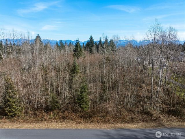 8700 255th Avenue NE, Redmond, WA 98053