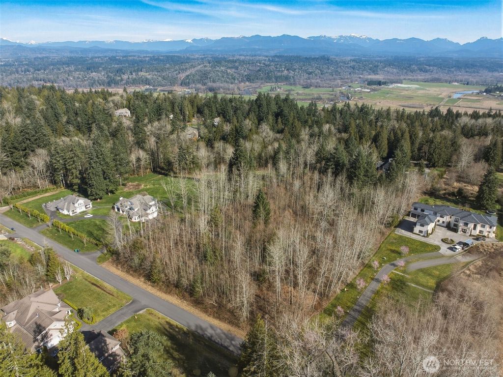 8700 255th Avenue NE, Redmond, WA 98053