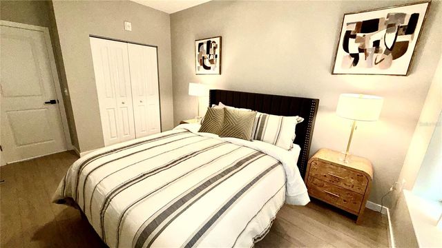 701 MIRROR LAKE DRIVE N 121, St Petersburg, FL 33701