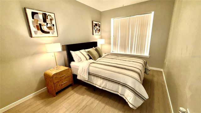 701 MIRROR LAKE DRIVE N 121, St Petersburg, FL 33701