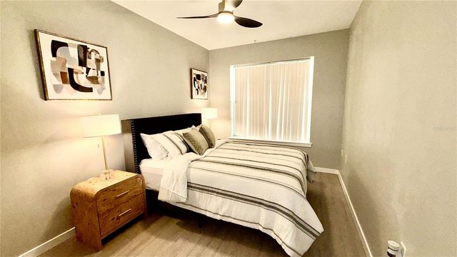 701 MIRROR LAKE DRIVE N 121, St Petersburg, FL 33701