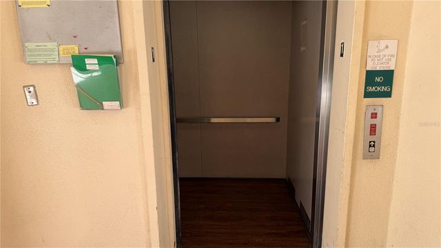 701 MIRROR LAKE DRIVE N 121, St Petersburg, FL 33701