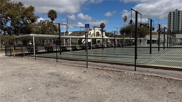 701 MIRROR LAKE DRIVE N 121, St Petersburg, FL 33701