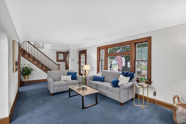 3956 Quail Avenue N, Robbinsdale, MN 55422