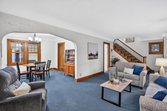 3956 Quail Avenue N, Robbinsdale, MN 55422