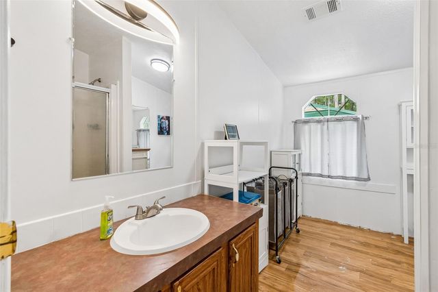 17808 DOGWOOD DRIVE, Lutz, FL 33558
