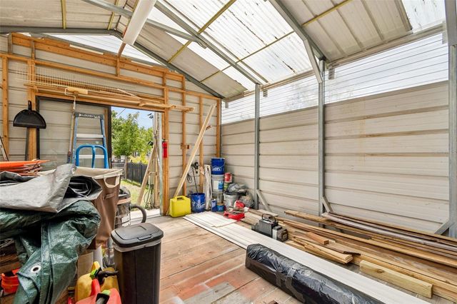 17808 DOGWOOD DRIVE, Lutz, FL 33558