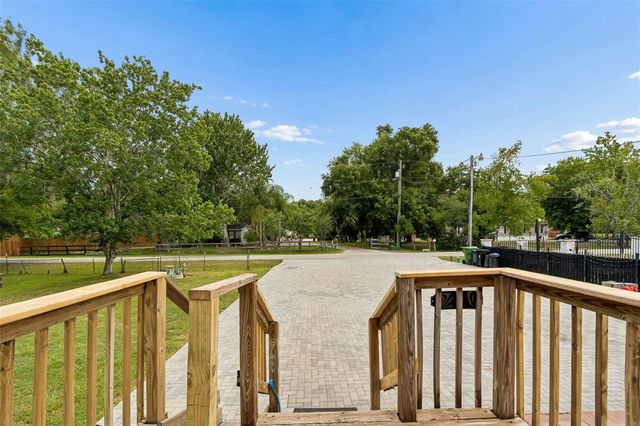 17808 DOGWOOD DRIVE, Lutz, FL 33558