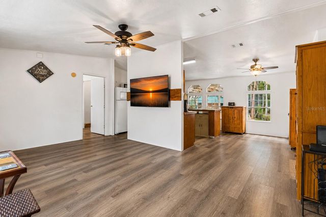 17808 DOGWOOD DRIVE, Lutz, FL 33558