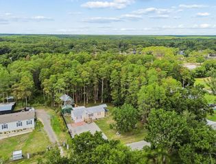 17808 DOGWOOD DRIVE, Lutz, FL 33558