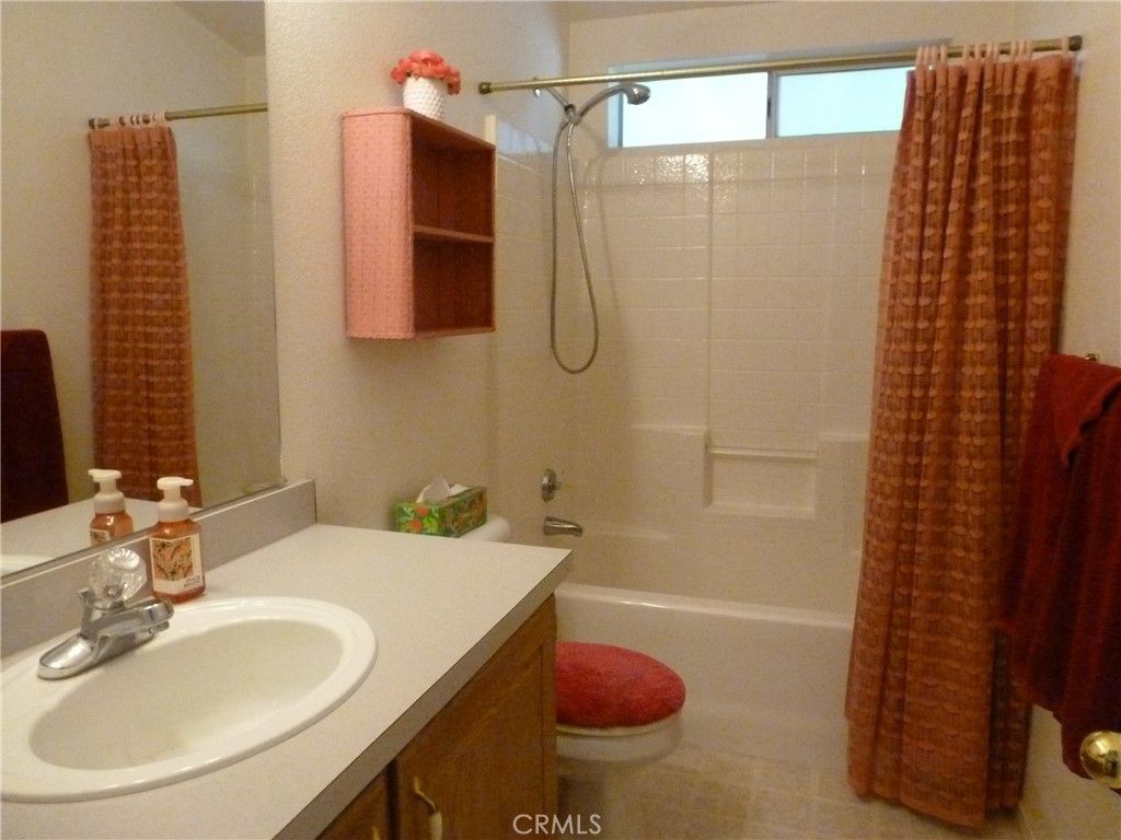 Image 16 of property listing at 5813 Pacific Heights Road 116, Oroville, CA 95965