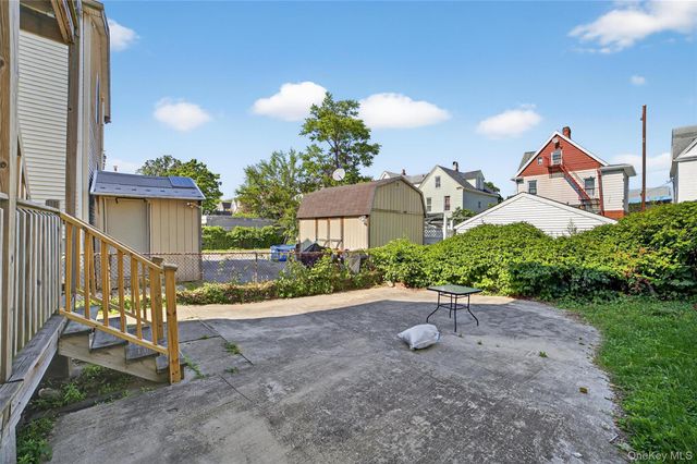 439 S 7th Avenue, Mount Vernon, NY 10550
