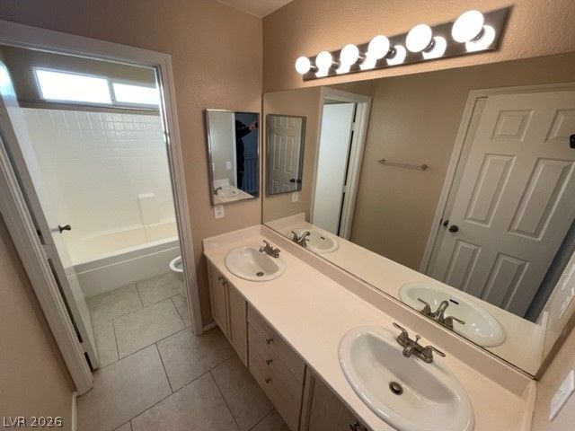 207 Rusty Plank Avenue, Las Vegas, NV 89148