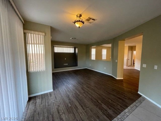 207 Rusty Plank Avenue, Las Vegas, NV 89148