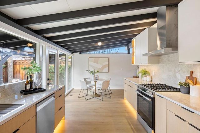 334 Kellogg Way, Santa Clara, CA 95051