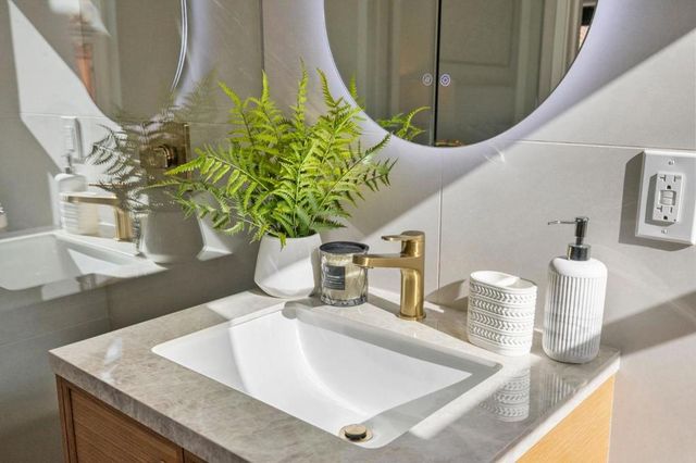 334 Kellogg Way, Santa Clara, CA 95051