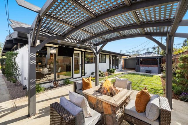 334 Kellogg Way, Santa Clara, CA 95051