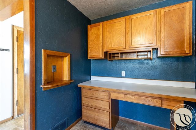 609 Avenue D, Billings, MT 59102