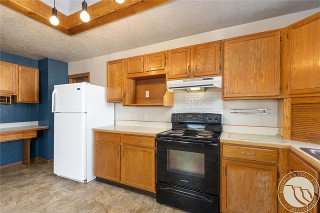 609 Avenue D, Billings, MT 59102