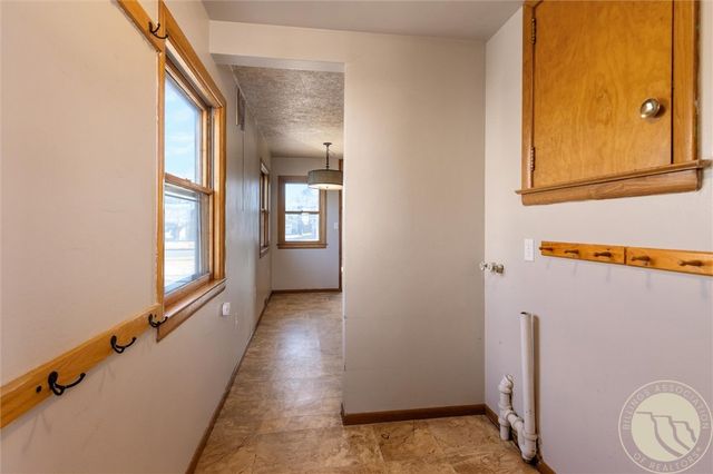 609 Avenue D, Billings, MT 59102