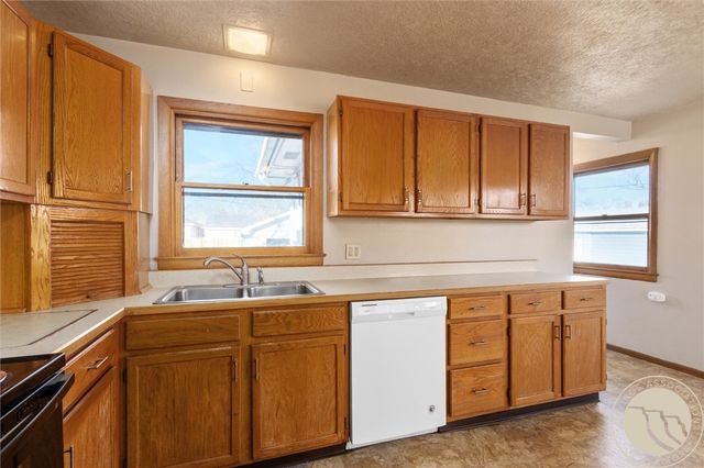 609 Avenue D, Billings, MT 59102