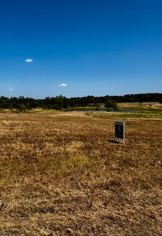 2005 Hilltop Cove, Springtown, TX 76082