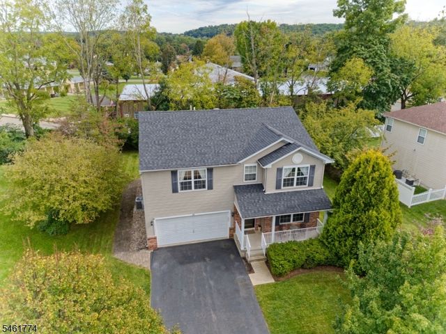 24 Alvin Sloan Ave, Washington Boro, NJ 07882