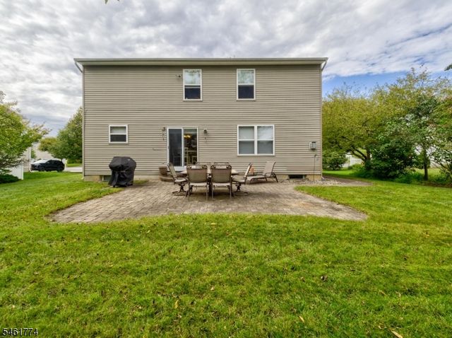 24 Alvin Sloan Ave, Washington Boro, NJ 07882