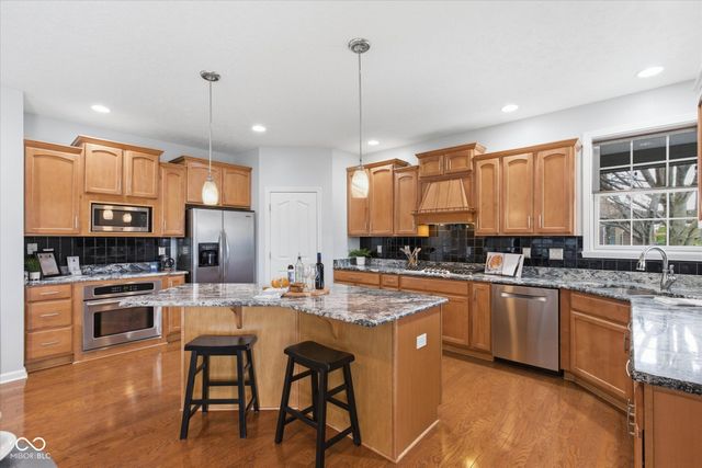 752 Ridge Gate Drive, Brownsburg, IN 46112