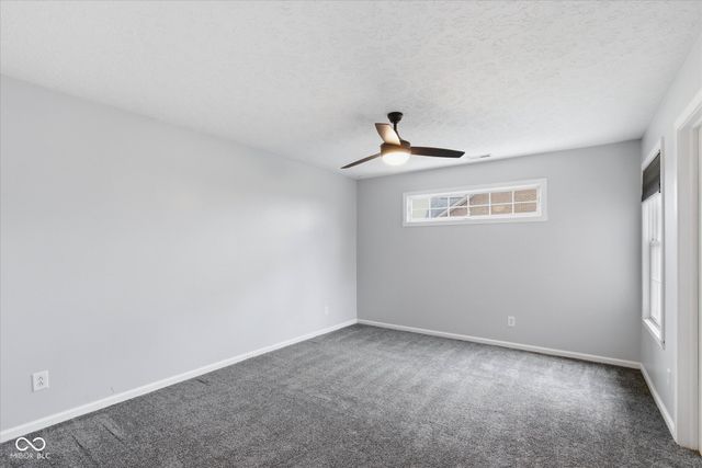 752 Ridge Gate Drive, Brownsburg, IN 46112